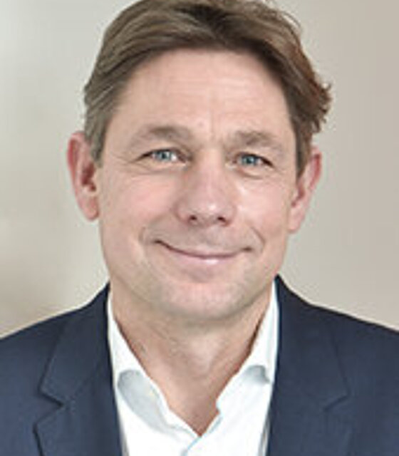 Chefarzt / Stellvertretender Ärztlicher Direktor Prof. Dr. med. Jens Reimer (MBA)