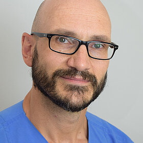 Dr. med. Mustafa Rifai