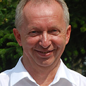 Krankenpflegehelfer Josef Dumalski