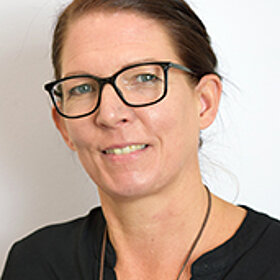 Leitung Annette George