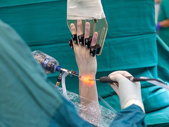 Behandlungsschwerpunkt Gelenkspiegelnde Verfahren