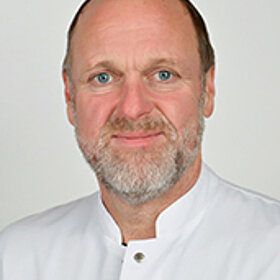 Leitender Oberarzt Claus-Peter Schwartkop
