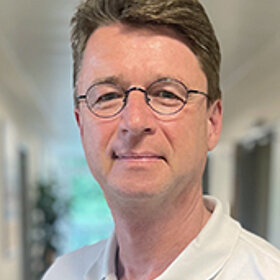 Oberarzt Dr. med. Martin M&uuml;hler