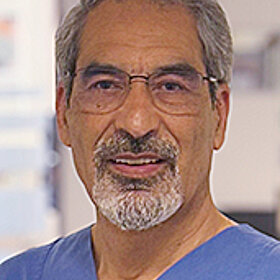 Oberarzt Dr. med. Reza Golestani