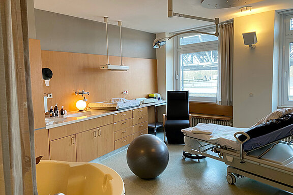 Blick in den Kreißsaal 1